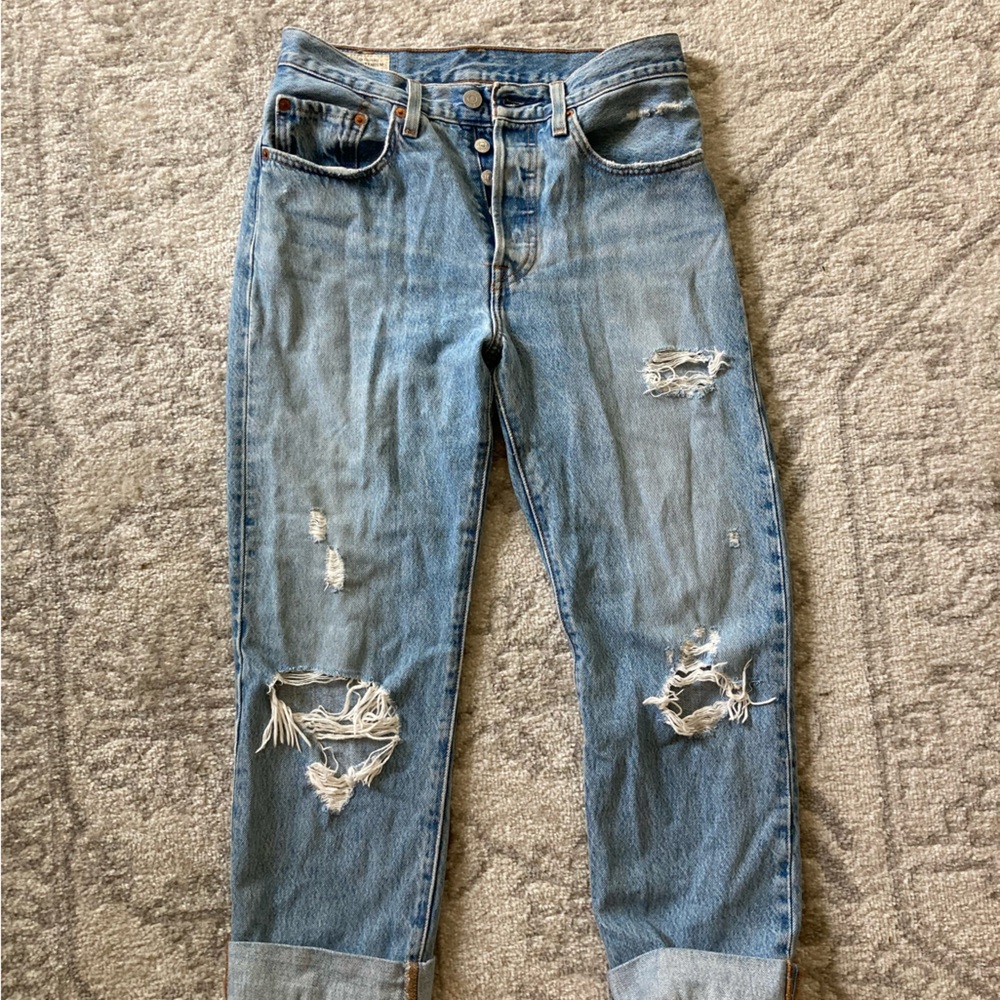 Levi’s 501 Size 26 x 28 Light Wash